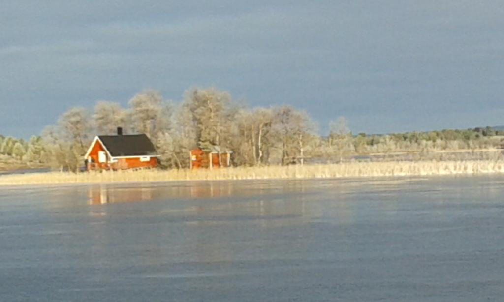 Kelotin Rantamajat Hotel Leppajarvi Exterior photo
