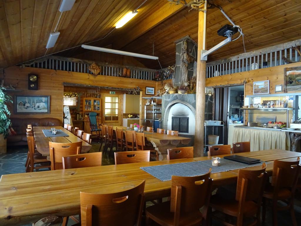 Kelotin Rantamajat Hotel Leppajarvi Exterior photo